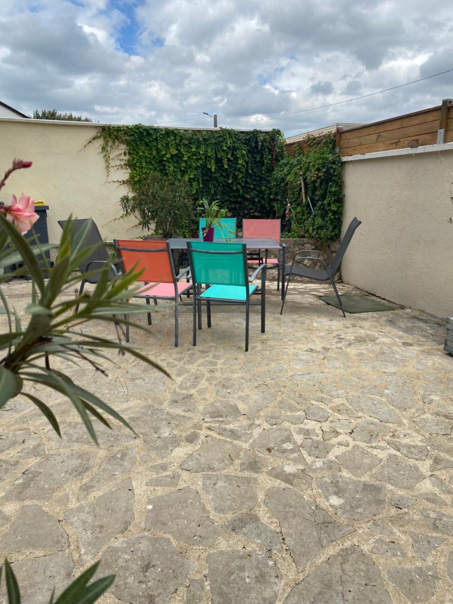 Studio Les Trois Maries Fondettes Proche Tours Экстерьер фото